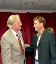 Billy Graham e Michael W. Smith há uns anos atrás